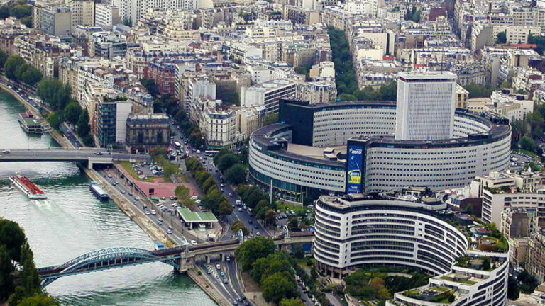 Radio France : baisse de la création radiophonique